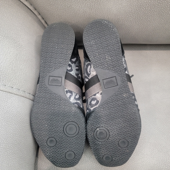 Coach Black and Gray Kinsley Fashion Leopard Print Sneakers Size 8 - Picture 2 of 6
